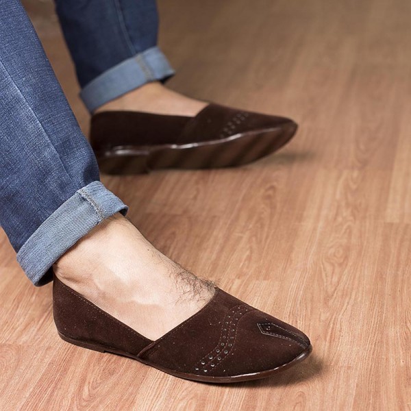 ks-11 =Arabic style velvet khussa 